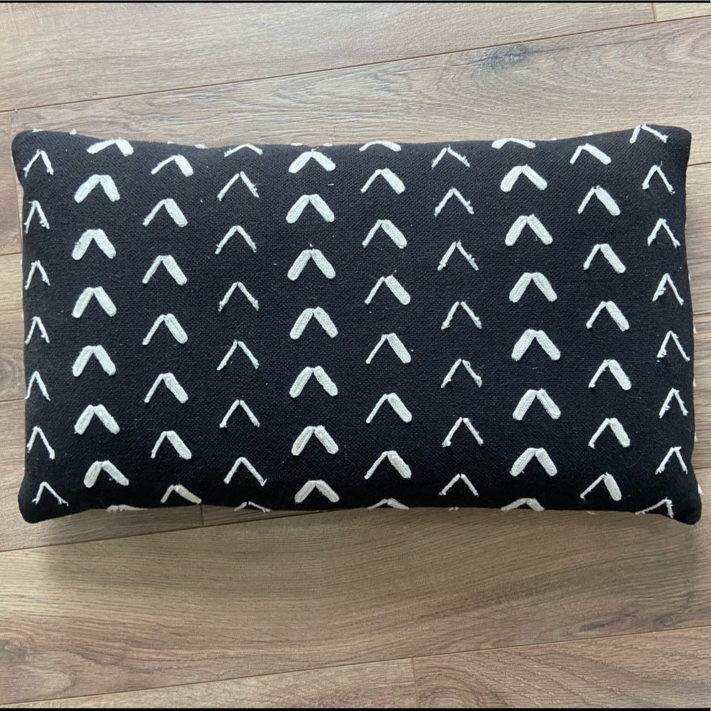 Indigo throw pillow cover + insert